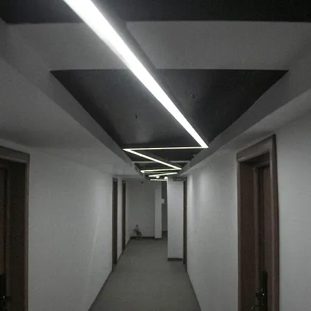 Randy 4* Констанца