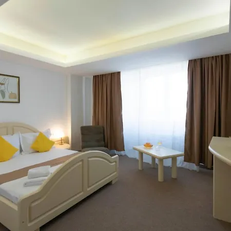 Готель Randy 4*